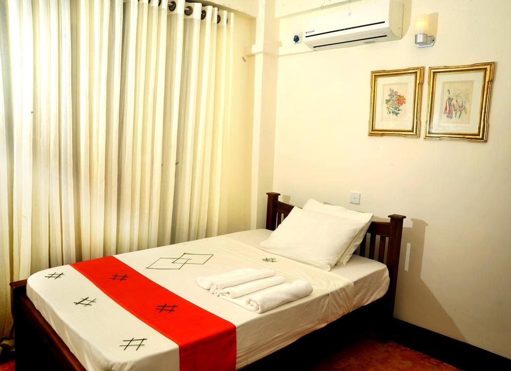 Prestige Court Residencies Hotel Dehiwala-Mount Lavinia ภายนอก รูปภาพ