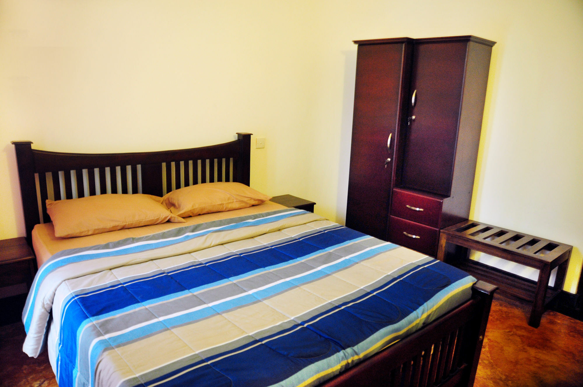 Prestige Court Residencies Hotel Dehiwala-Mount Lavinia ภายนอก รูปภาพ
