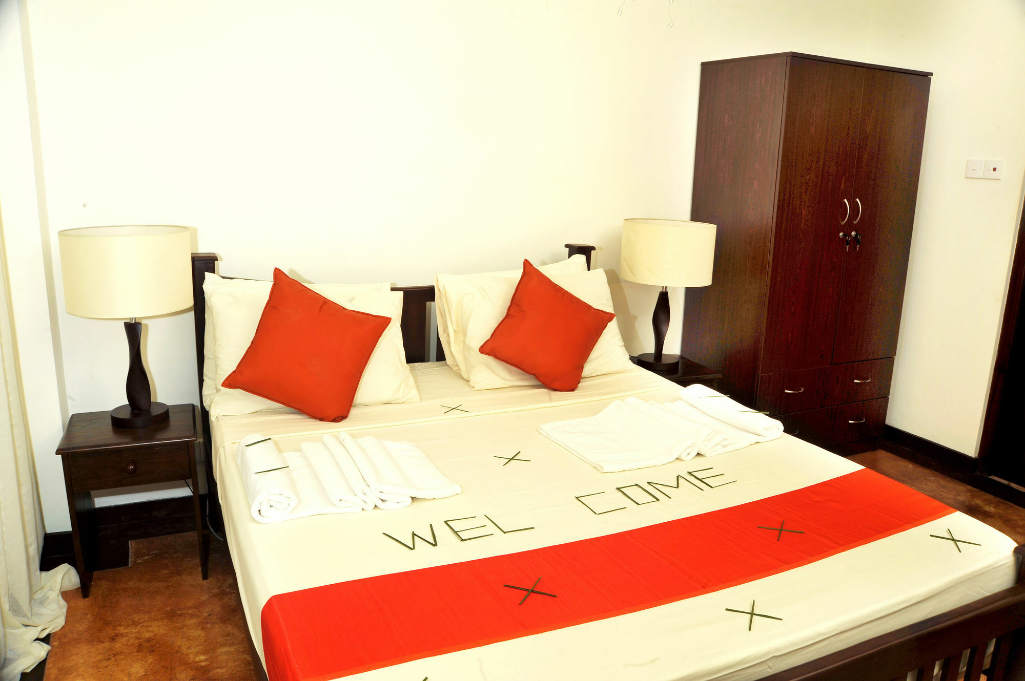 Prestige Court Residencies Hotel Dehiwala-Mount Lavinia ภายนอก รูปภาพ